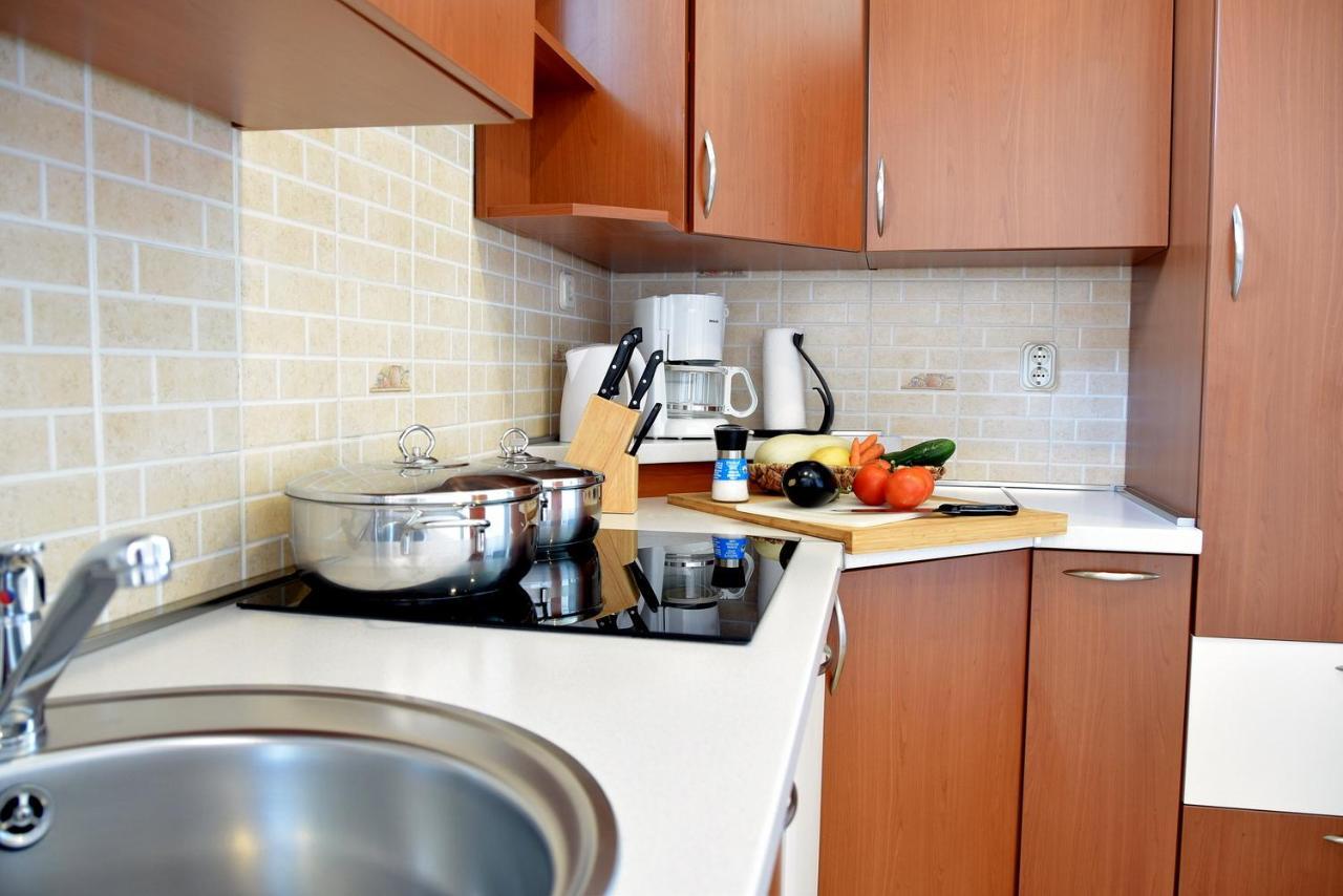 Apartments Muntidor Palit Екстер'єр фото