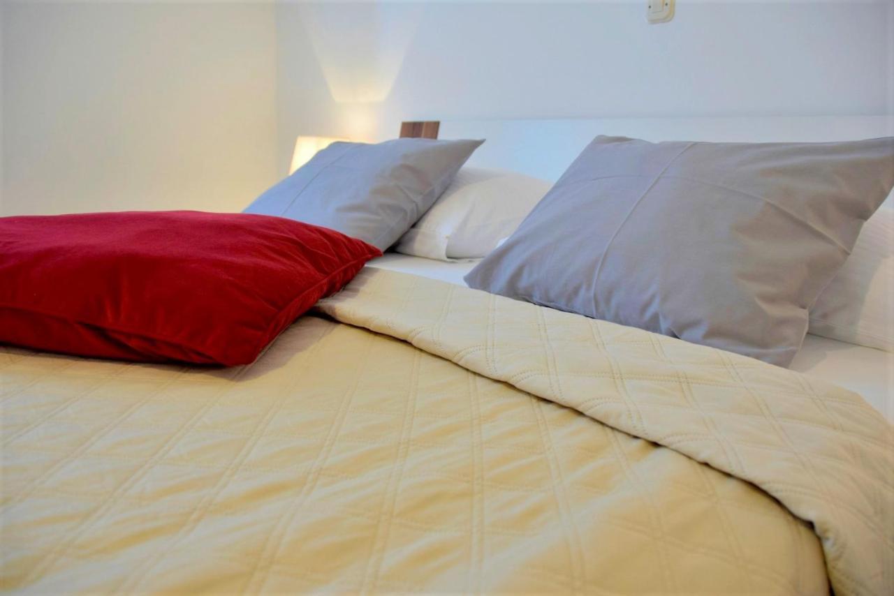 Apartments Muntidor Palit Екстер'єр фото
